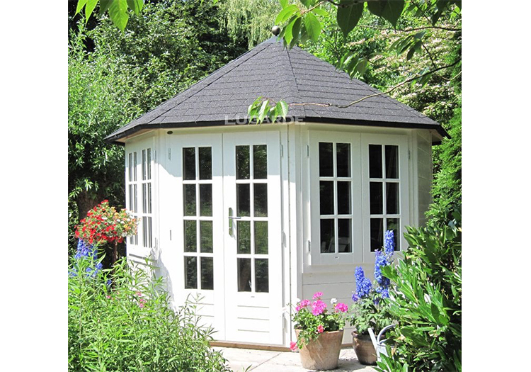 P88 Summerhouse