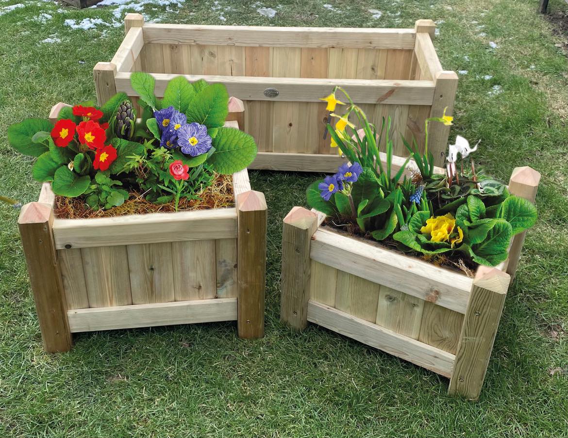 Deluxe Planters