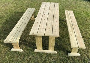 PICNIC bench